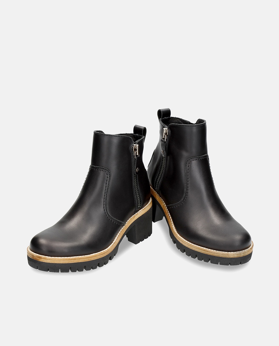 Botins Pauline B11 com Salto de Bloco e em Pele Waterproof Preto-3