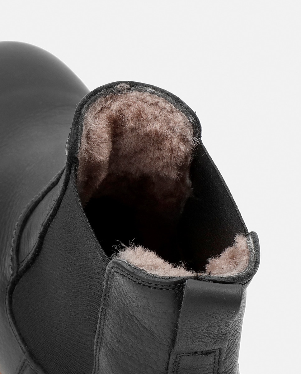 Botins em Pele com Forro de Pelo Natural Preto-12