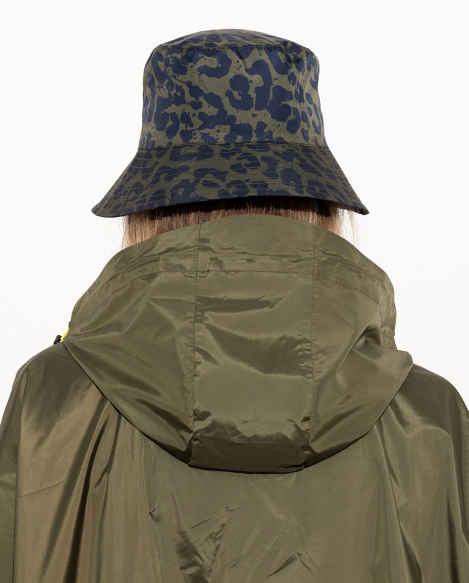 Chapéu para a Chuva com Estampado de Manchas Azul-3