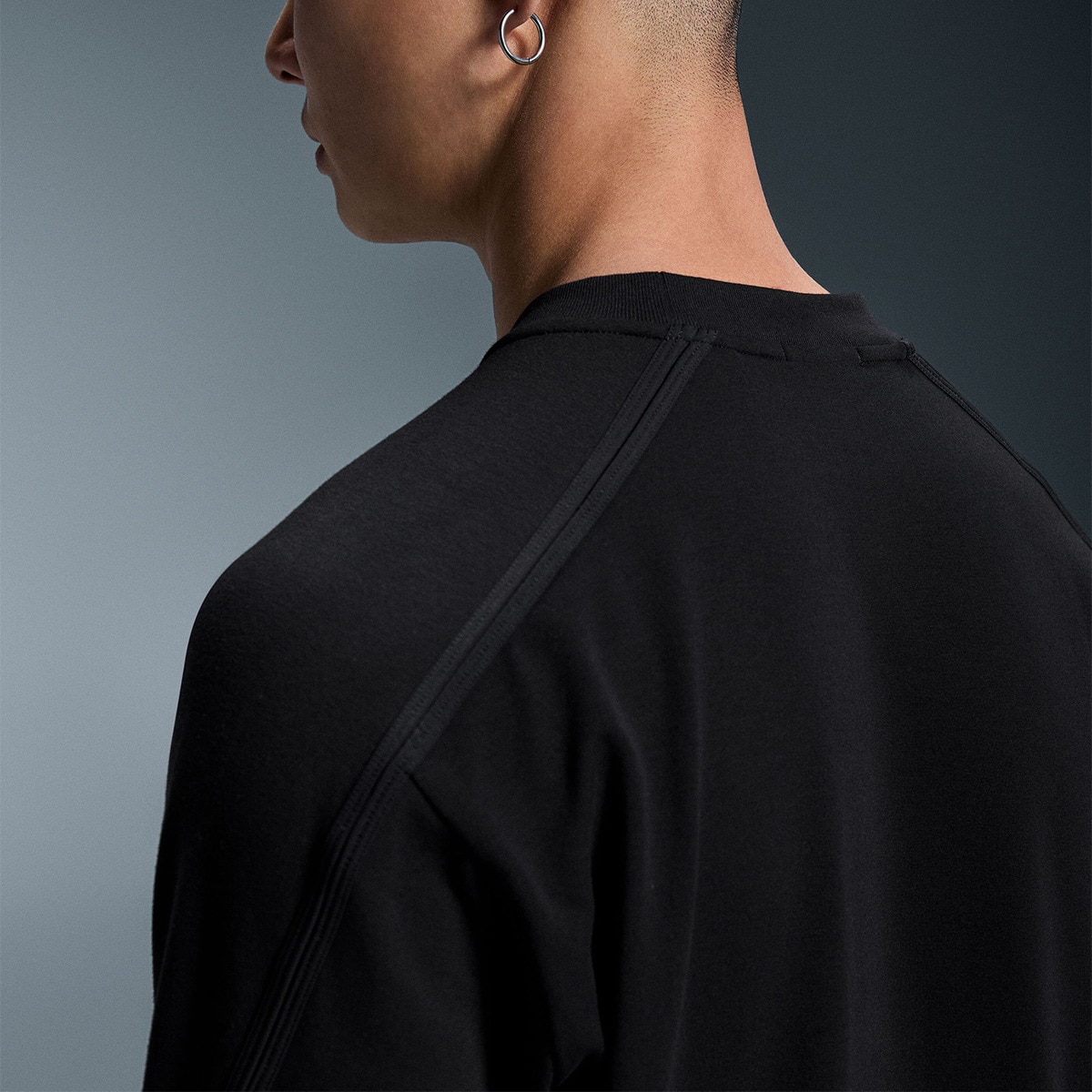 Sweatshirt de Homem Movement Crew Preto-4