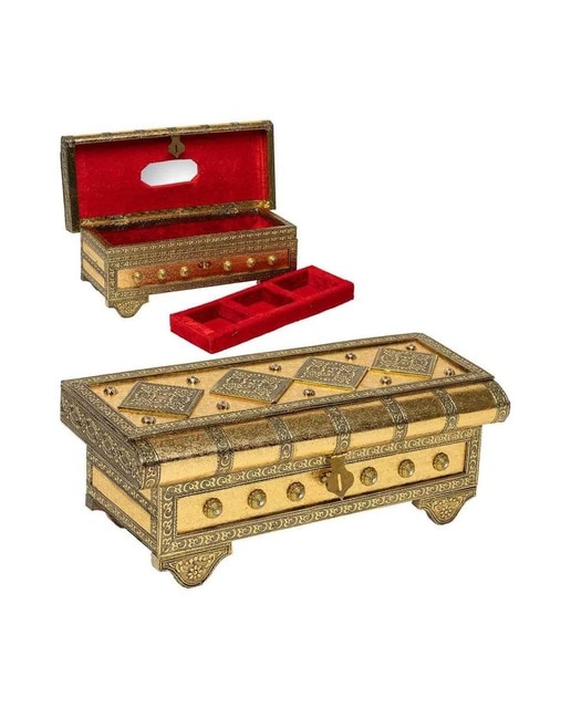 Imagen 0 de Joyero de metal repujado