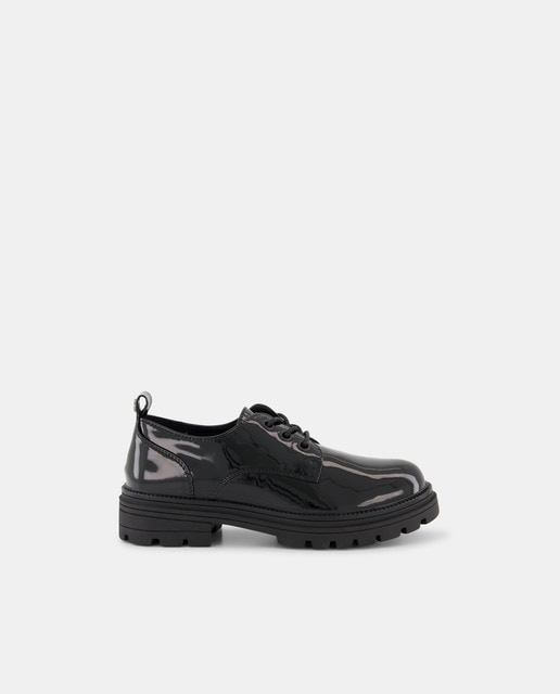 Imagen 0 de Zapatos de cordones de niña en charol