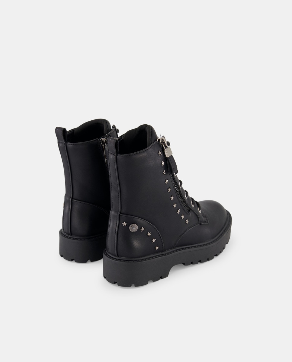Botas Tipo Combat com Adornos Metálicos Preto-3
