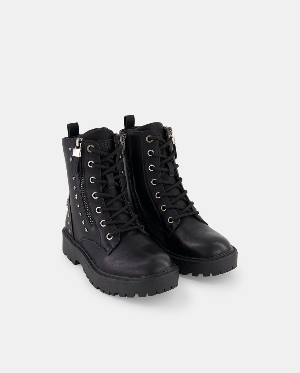 Botas Tipo Combat com Adornos Metálicos Preto-2