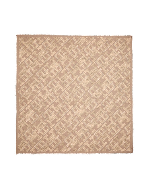 Imagen 0 de Pañuelo cuadrado con monograma TH