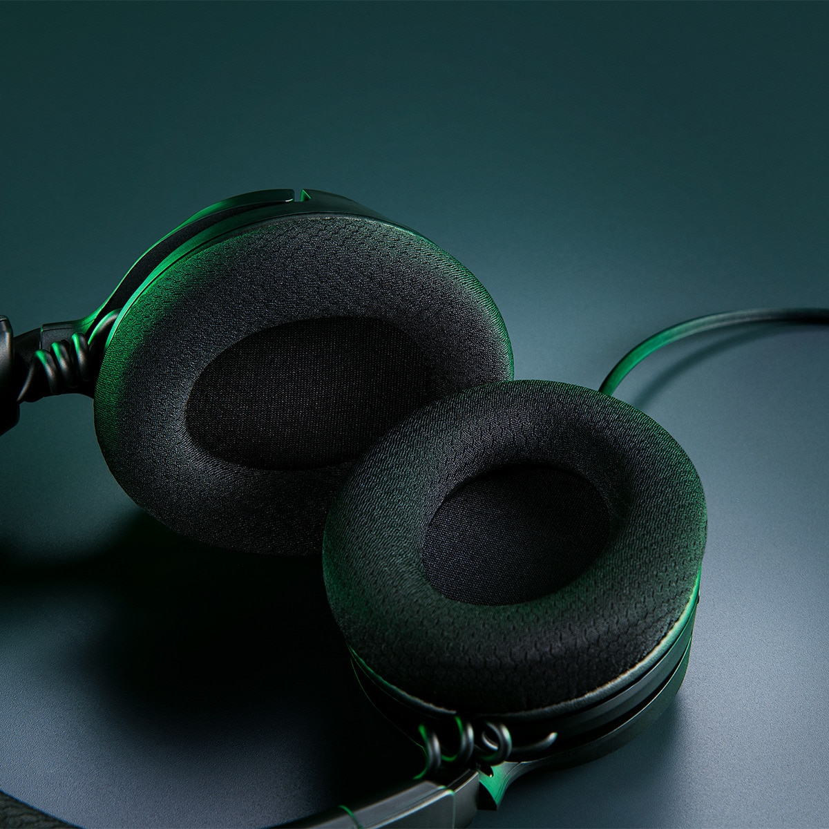 Auriculares Gaming con micrófono y cable Razer Kraken V4 X Negro-11