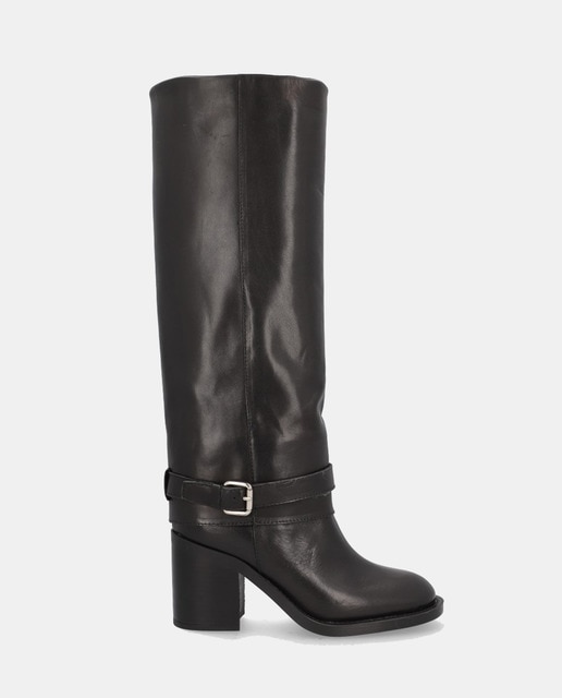 Imagen 0 de Bota alta tubo con polaina en piel