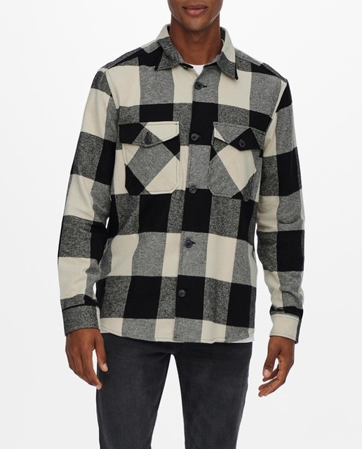 Imagen 0 de Sobrecamisa de hombre de cuadros