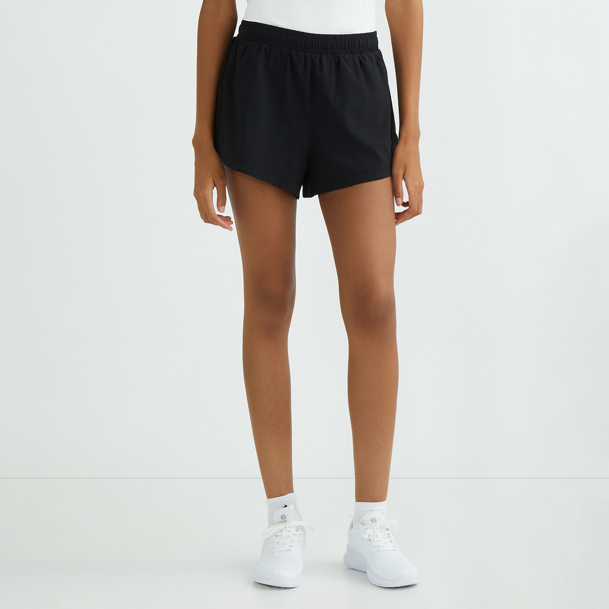 Pantalón corto con malla interior de mujer Negro-2
