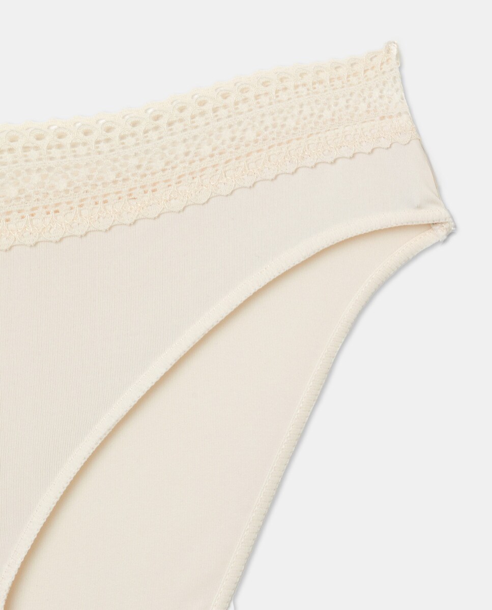 Braga encaje Crema-4