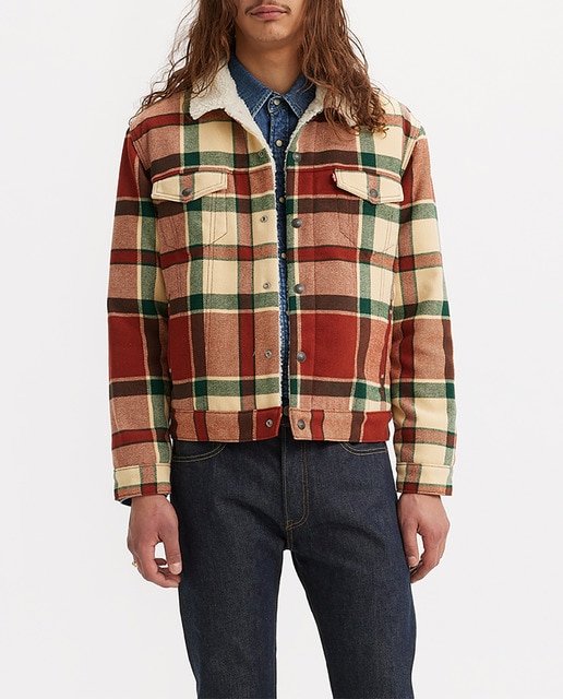 Imagen 0 de Cazadora de hombre con interior de borreguito