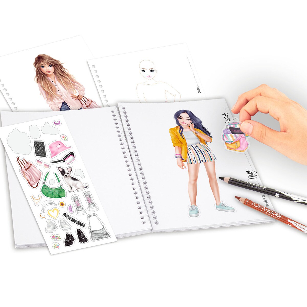Cuaderno colorear TOPModel 4