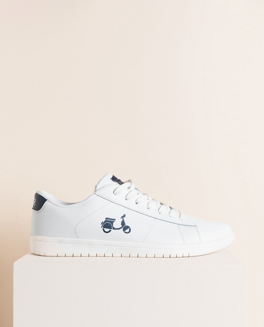 Imagen 0 de Zapatilla leather sport blanca