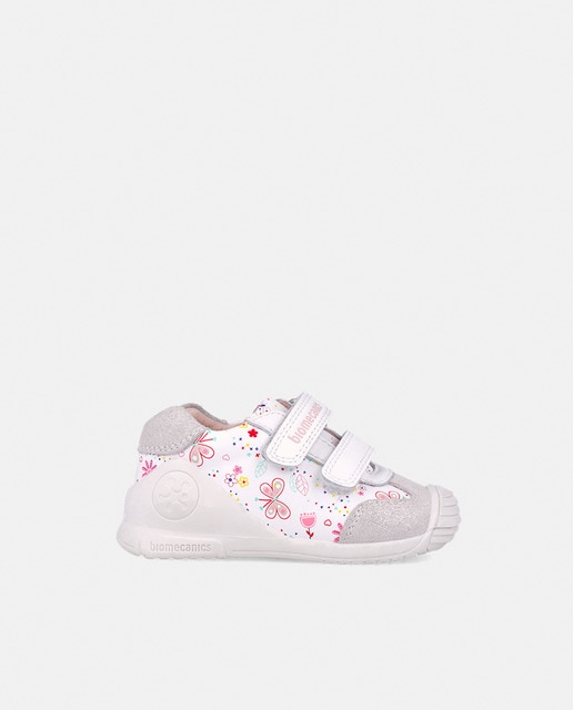 Imagen 0 de Zapatillas casual de bebé niña en piel con puntera reforzada