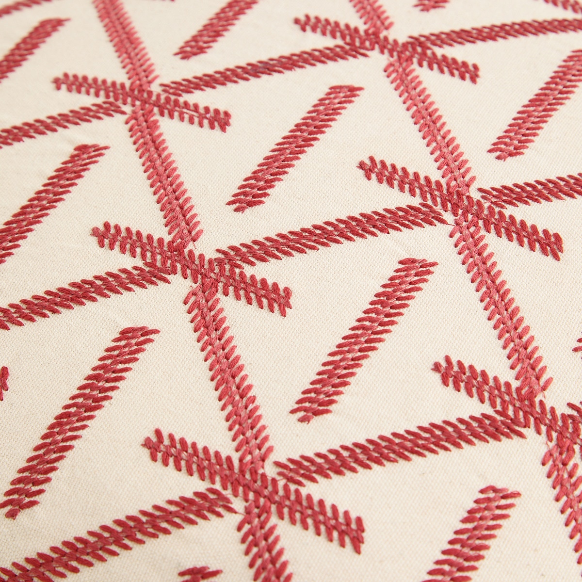 Almofada Decorativa com Bordado Isola Vermelho-4