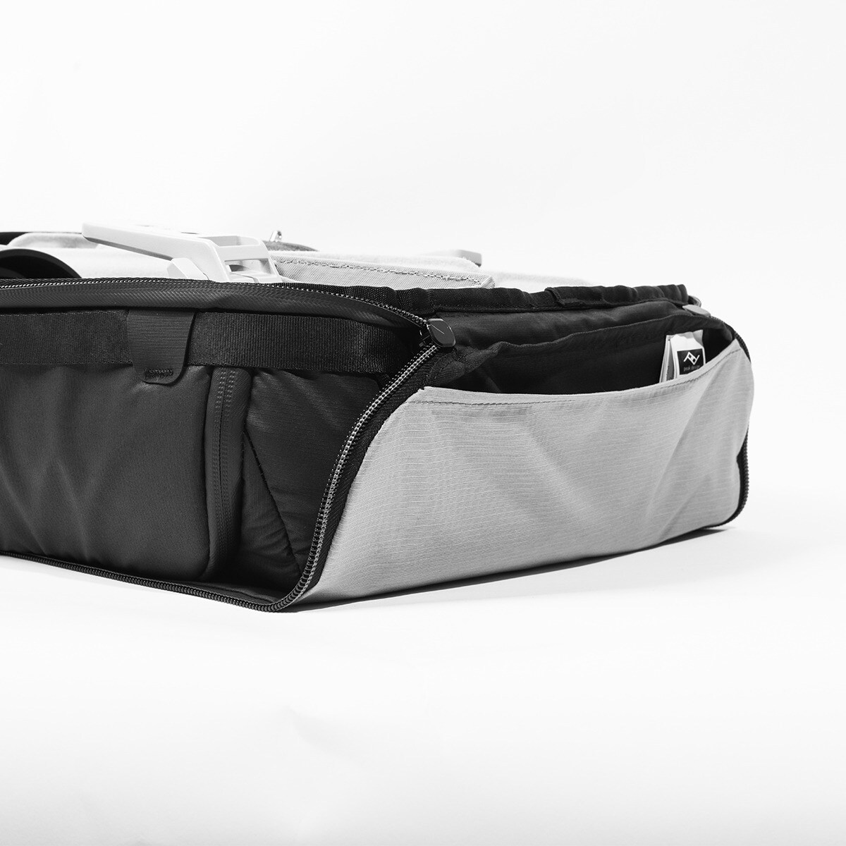 Organizador de mochilas Peak Design Camera Cube V2 Tamaño L 14