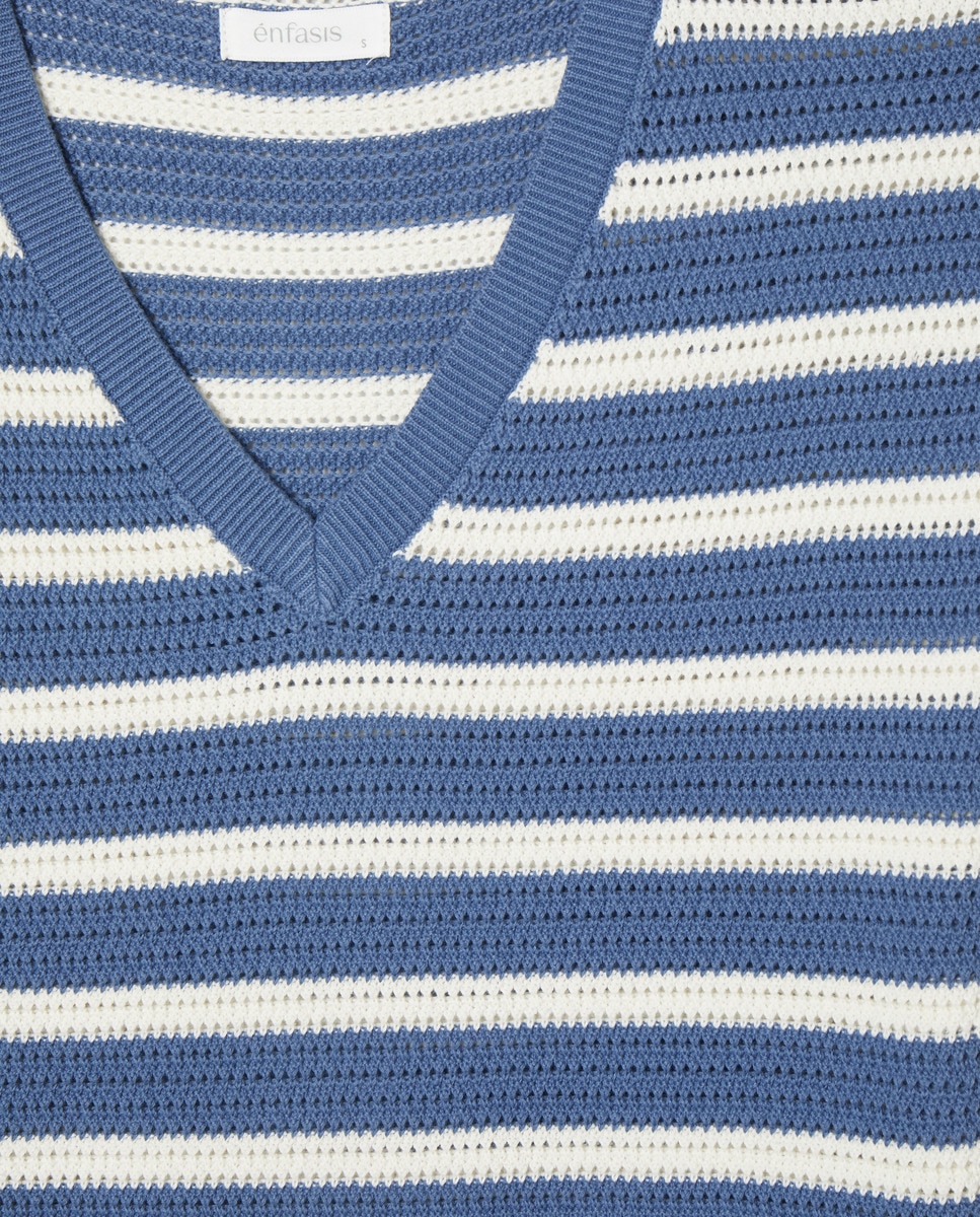 Vestido de Tricot com Decote em Bico Azul-4