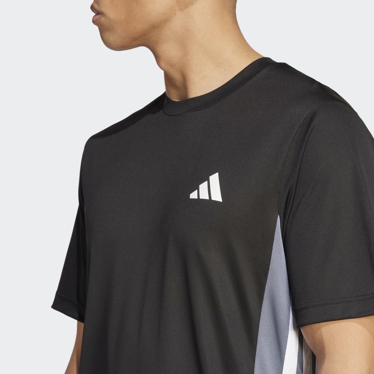 T-shirt de Homem Train Essentials Seasonal Colorblock Preto-3