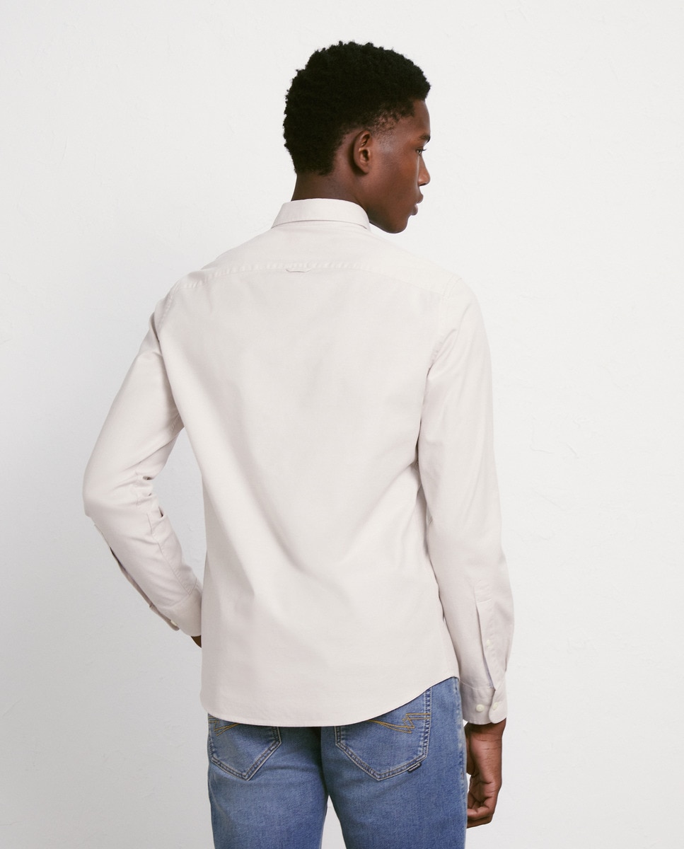 Camisa Oxford Lisa com Manga Comprida Camel-3