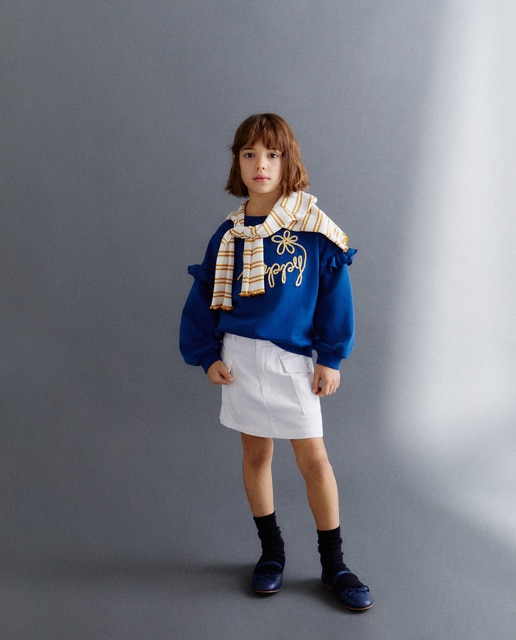 Imagem 0 de Sweatshirt com Folhos e Estampado à Frente