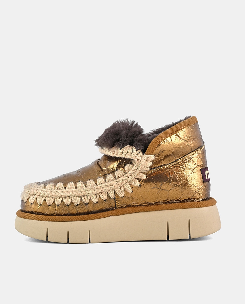 Botins Rasos Eskimo em Pele com Plataforma Ouro-4