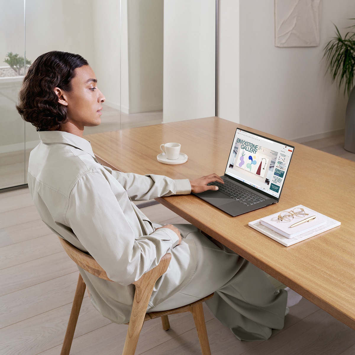Portátil ASUS Zenbook S16 OLED UM5606WA-RK074W, AI Ryzen 9-HX 370, 32GB, 1TB SSD, 16", W11 Blanco-11