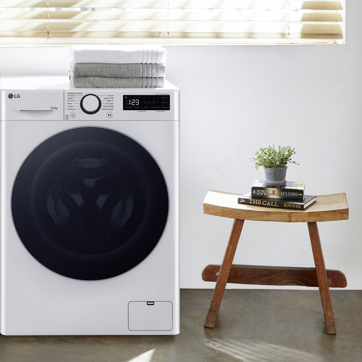 Lavadora secadora LG 9 kg lavado, 5 kg secado,  1200 rpm, inteligencia artificial - F2DR5S09A1W Blanco-12