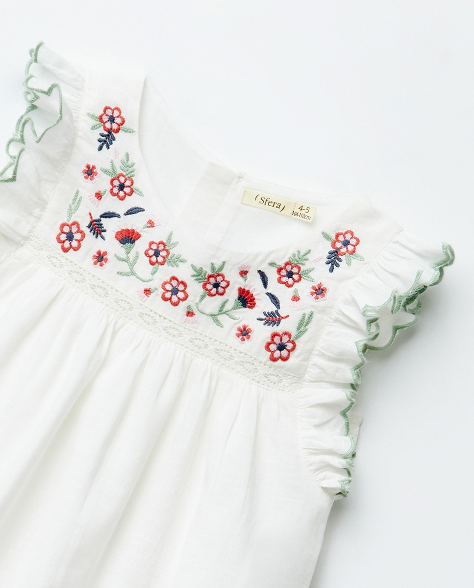 Blusa com peça superior bordada Branco-2