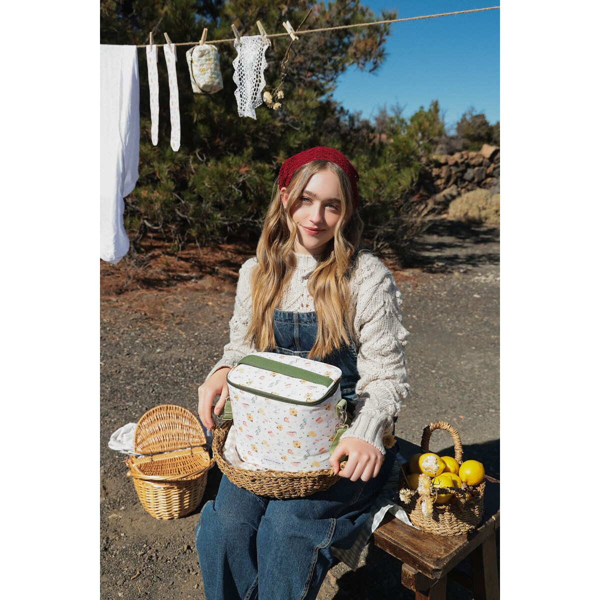 Lancheira asas Enfermera en apuros cottage core 2