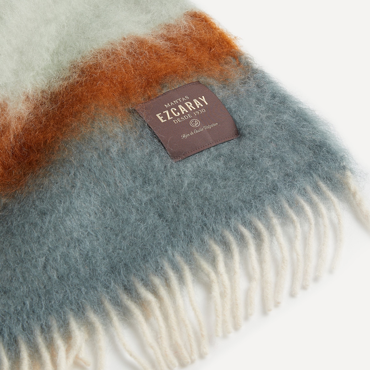 Manta Decorativa em Mohair e Lã Mattise Cobre-2