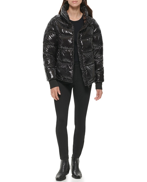 Imagen 0 de Plumífero de mujer liso con capucha