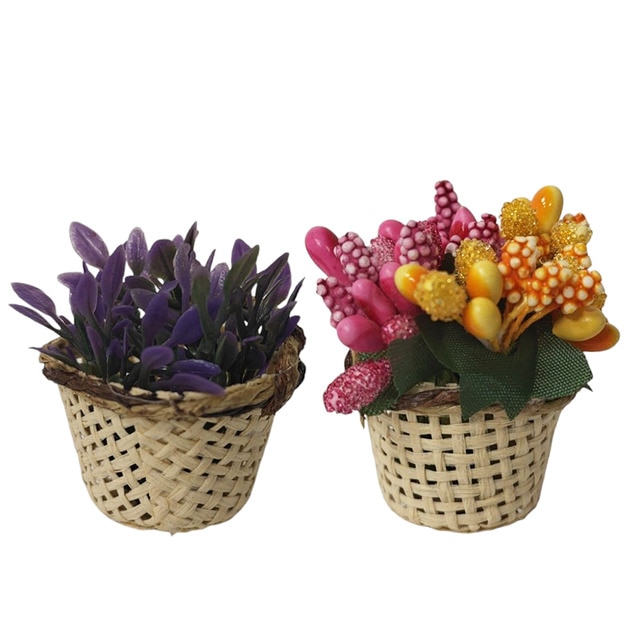 Imagem 0 de Cestos com Flores para Nascimento - Modelos Sortidos