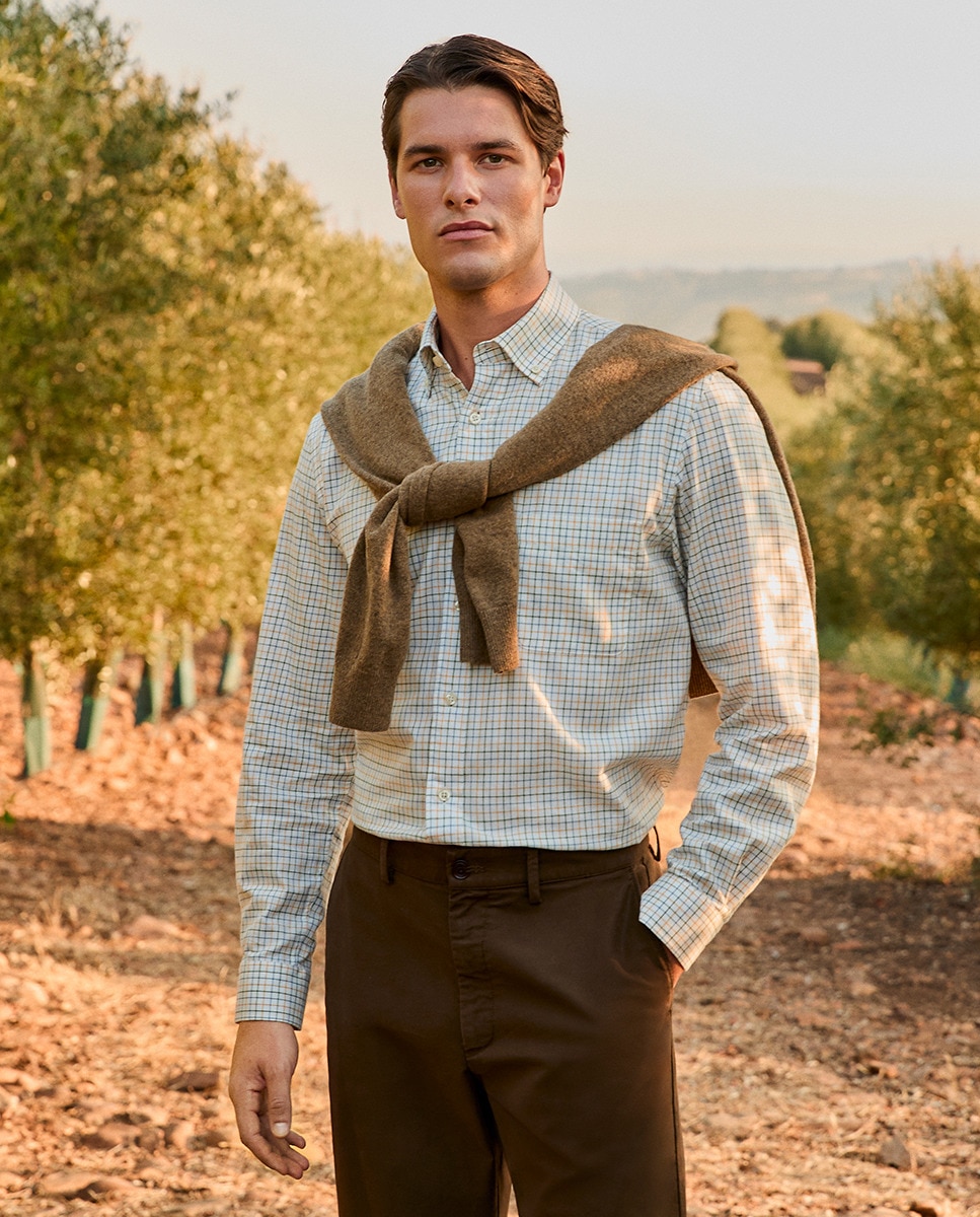 Camisa Button Down de Homem aos Quadrados Médios com Bolso Multicolor-1