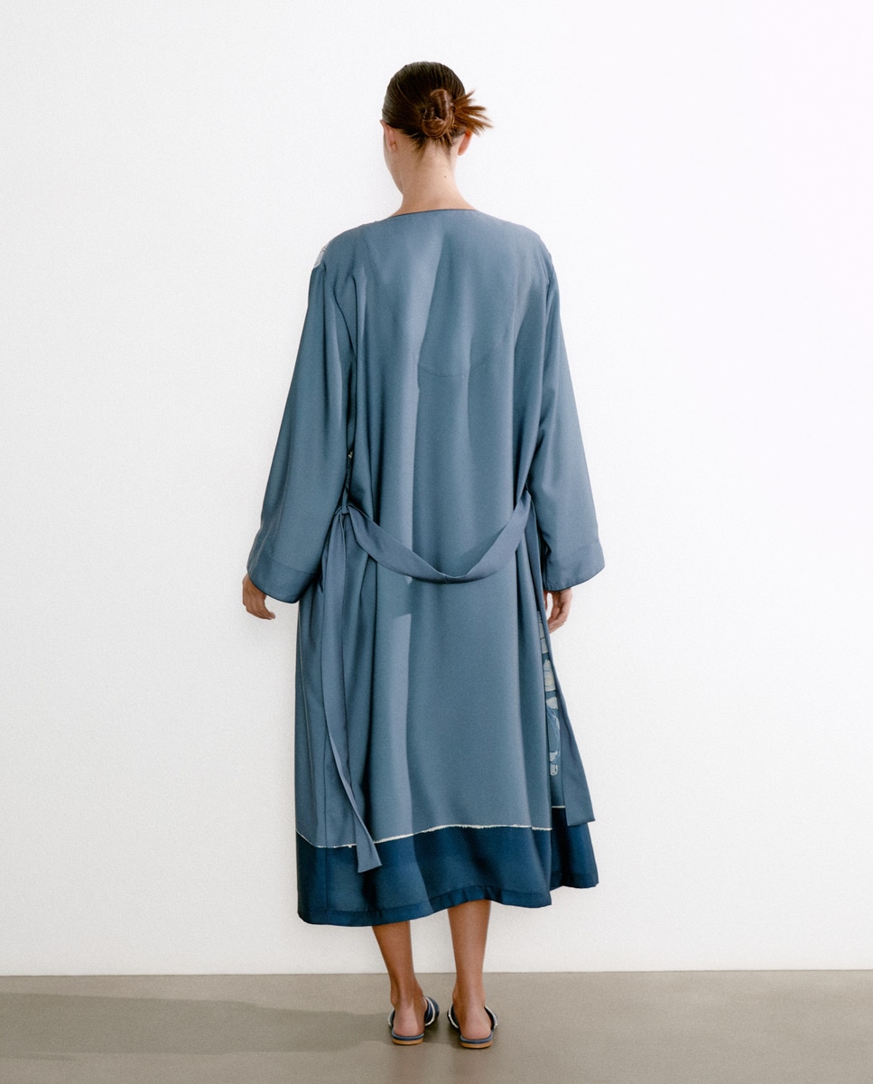 Robe Acetinado Cruzado Azul-6