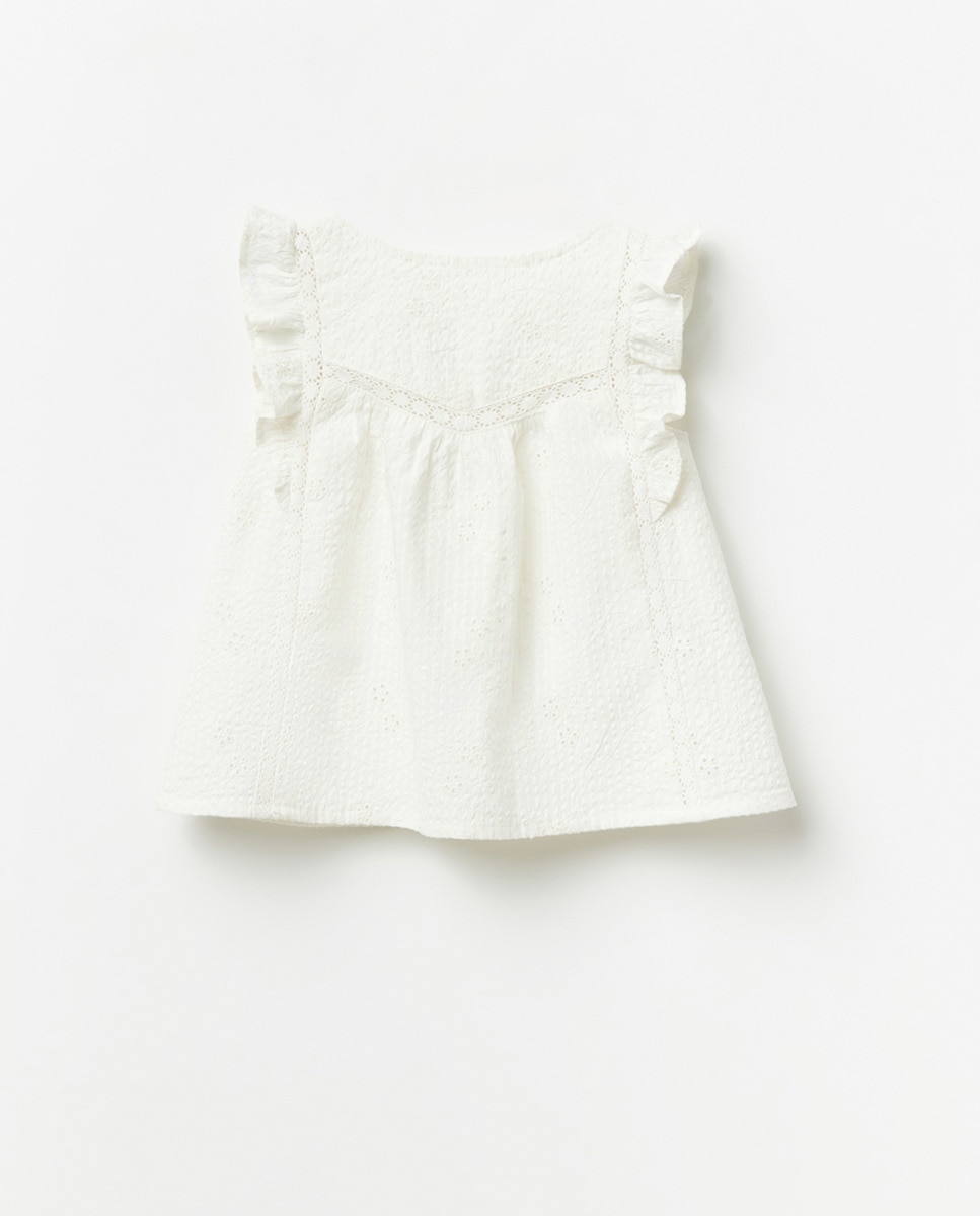 Blusa em Tecido Bordado Branco-2
