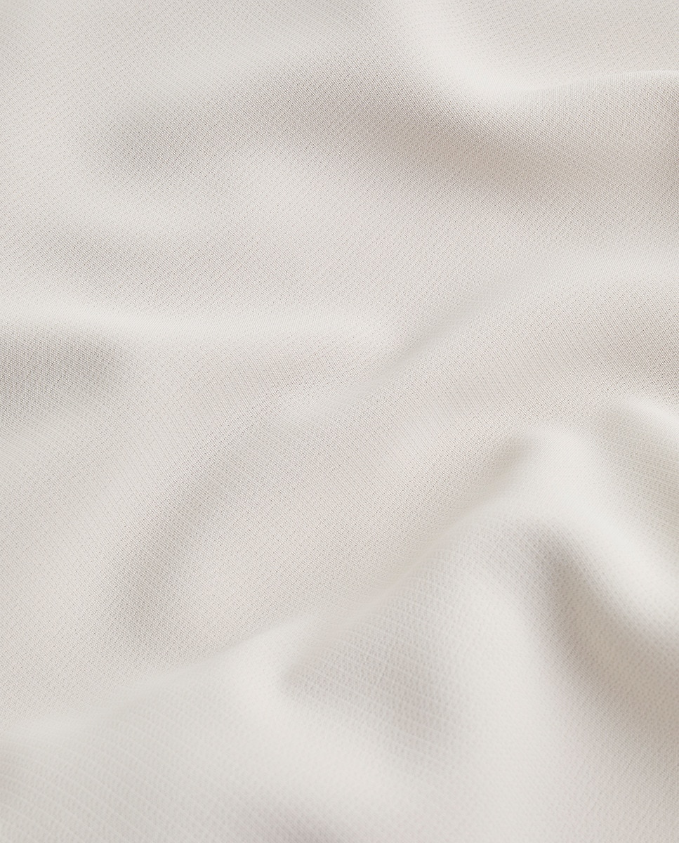 Vestido Curto de Crepe Branco-6
