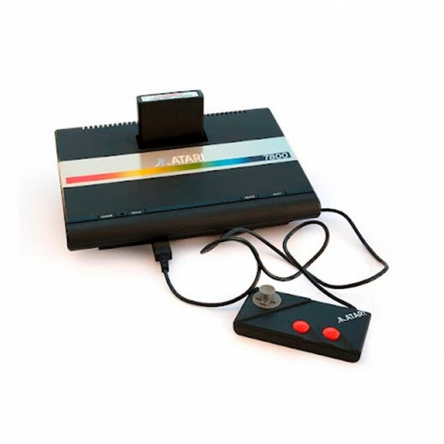 Imagem 0 de Consola Atari 7800+