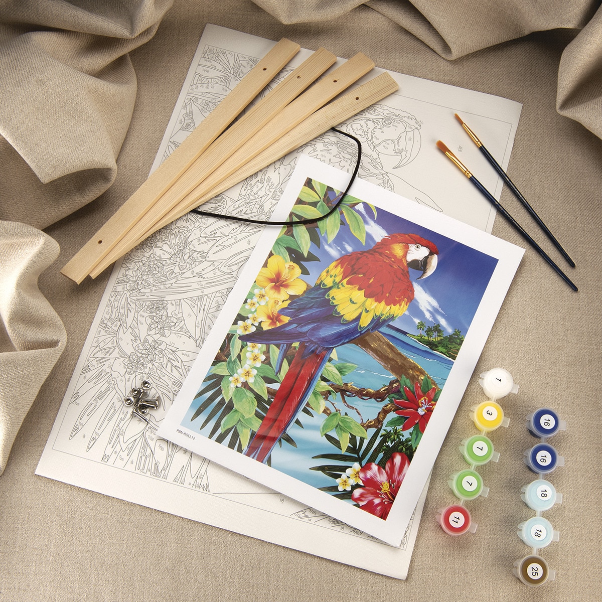 Pintar por números PBN-ROLL12 con lienzo para colgar, pinturas y pinceles, dibujo Guacamayo rojo escarlata marca Royal Langnickel 4