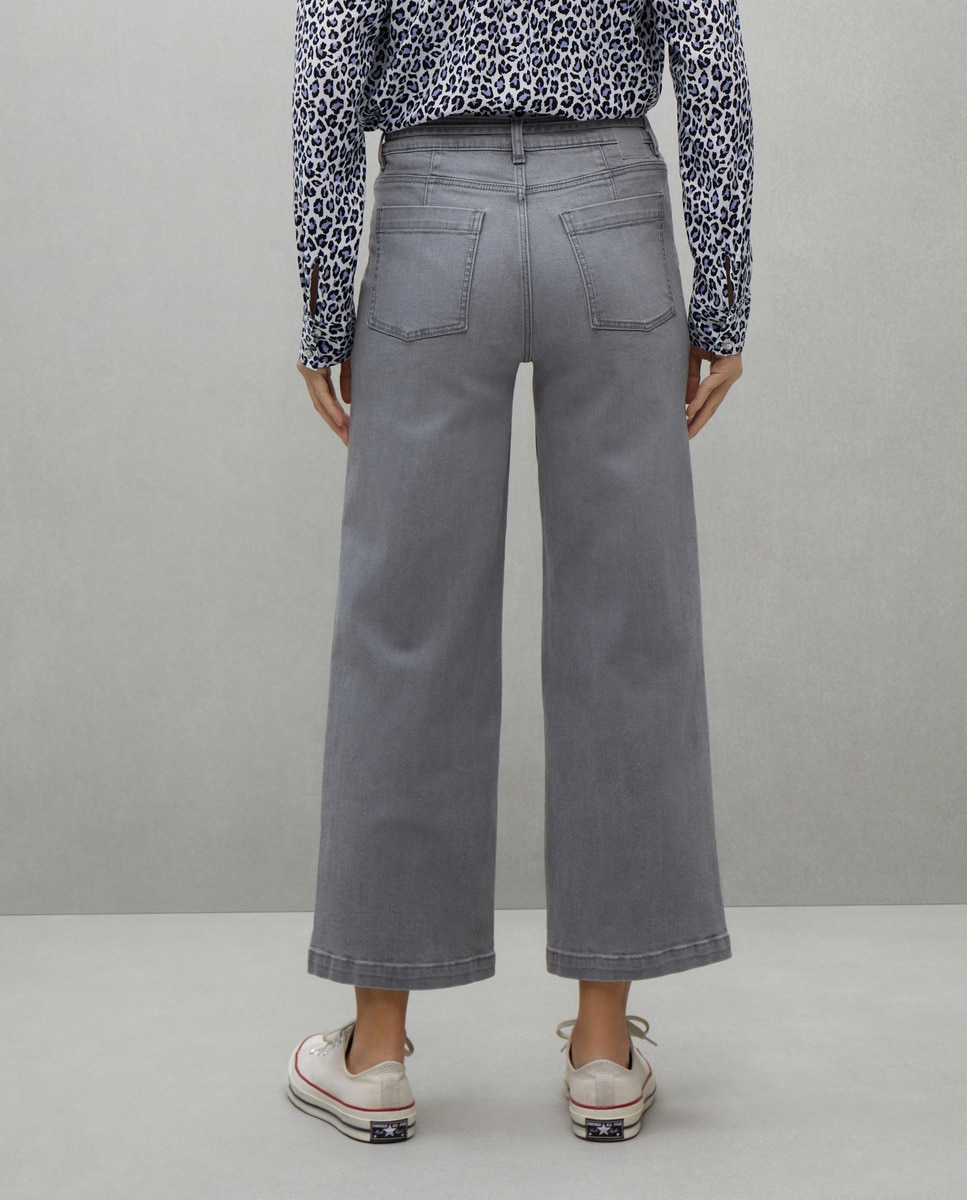 Jeans Cropped Cullote com Cinto Cinzento-3