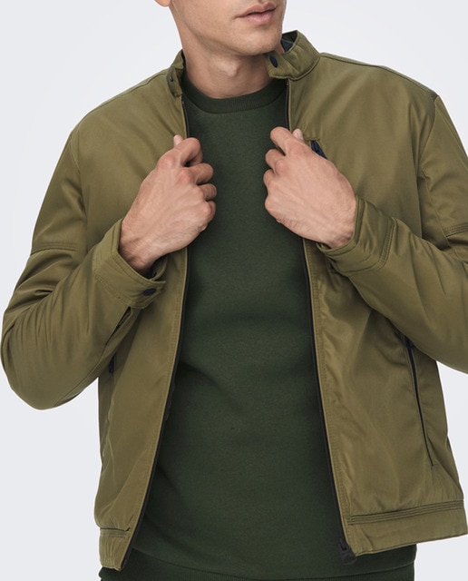 Imagen 0 de Cazadora de hombre casual con cremallera