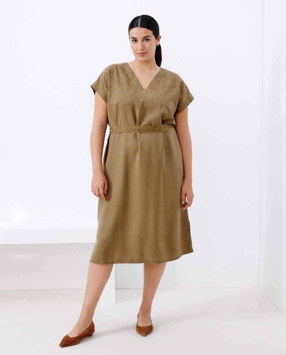 Vestido Tipo Túnica de Lyocell com Bordado 520 Caqui-1