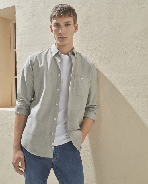 Imagen 0 de Camisa lisa de oxford hombre