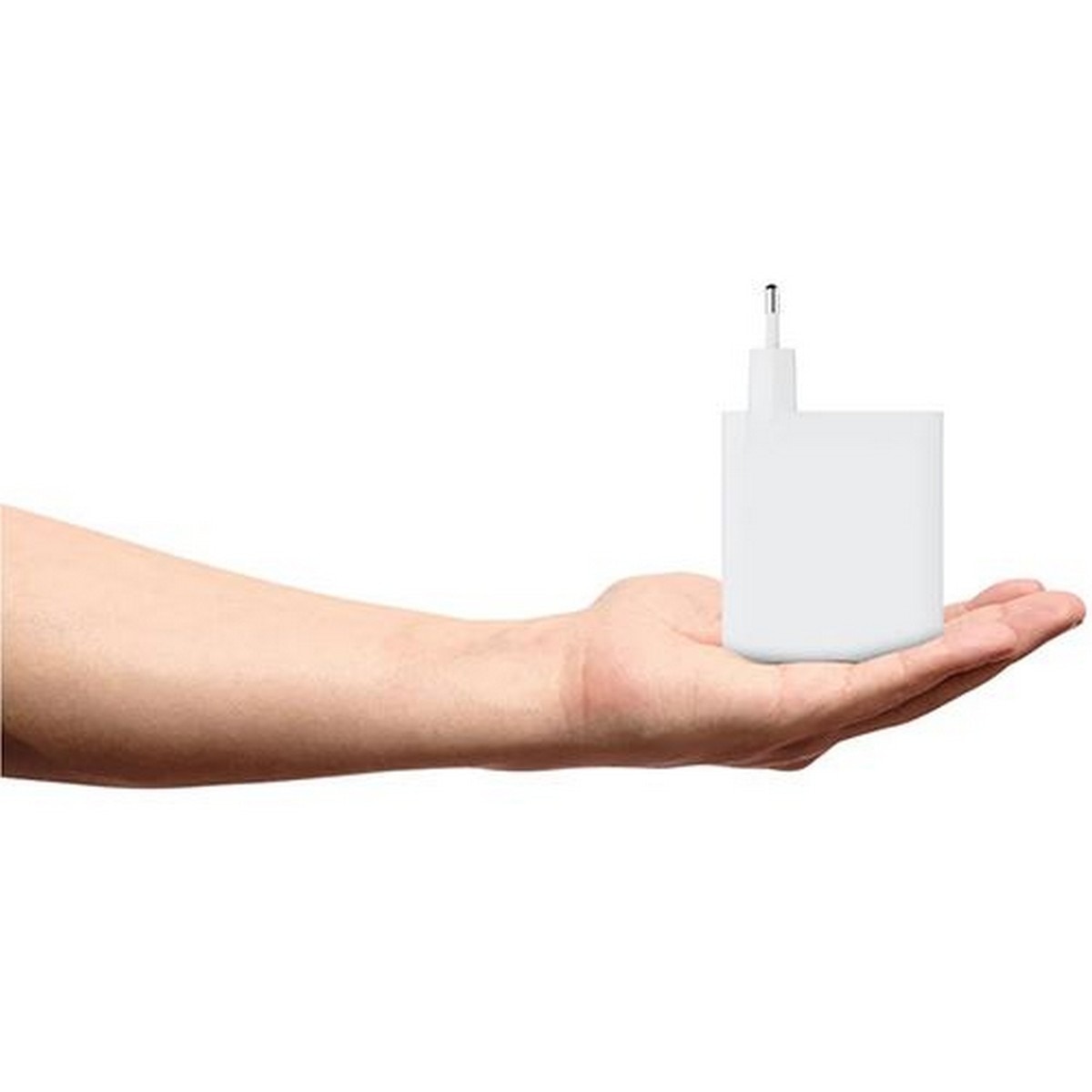 Carregador 2x USB-C 140W + 1x USB-C 20W + 1x USB-A 18W - Xtorm XEC140  3