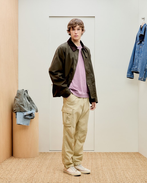 Pantalón multibolsillos hombre en tejido algodón ligero
