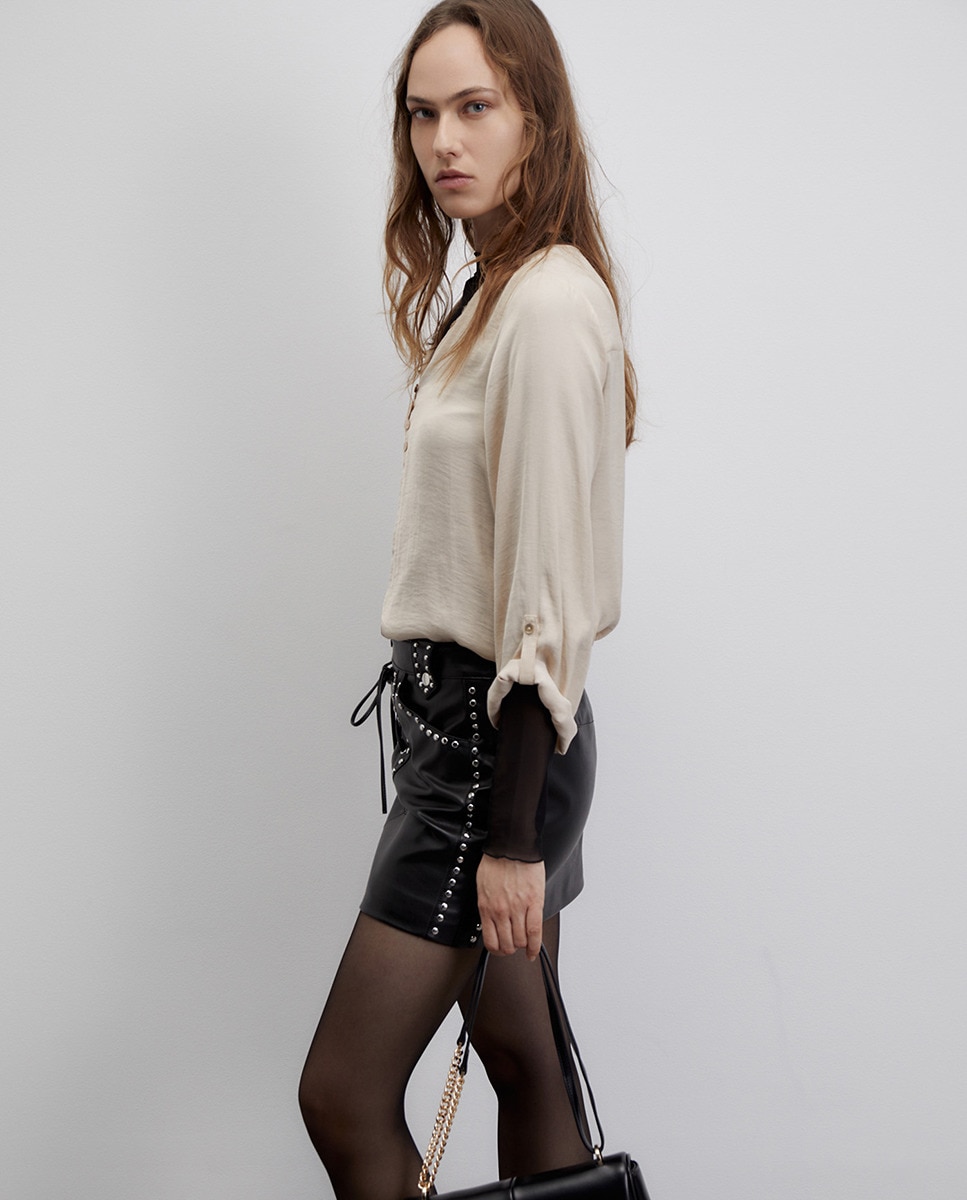 Blusa fluida com botões Bege-4