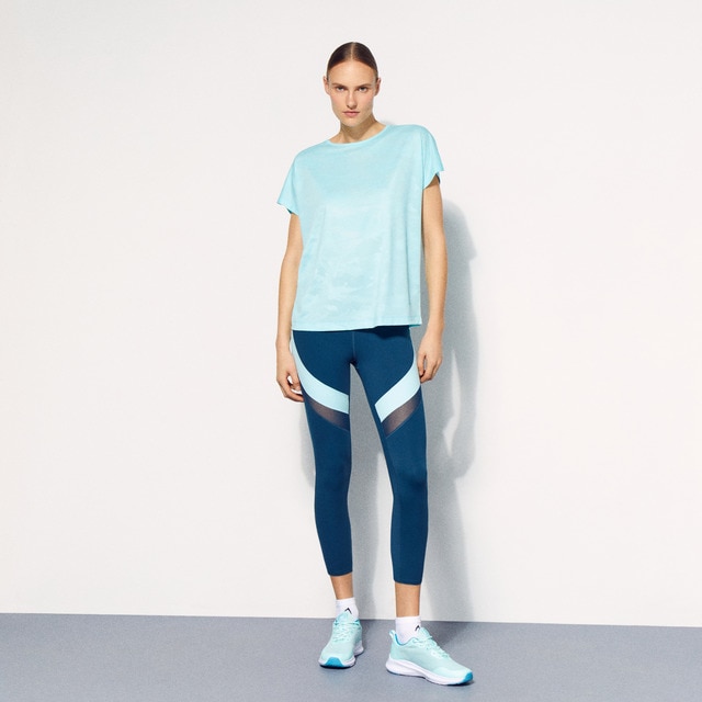 Imagem 0 de T-shirt de Training de Mulher com Jacquard e Manga Curta
