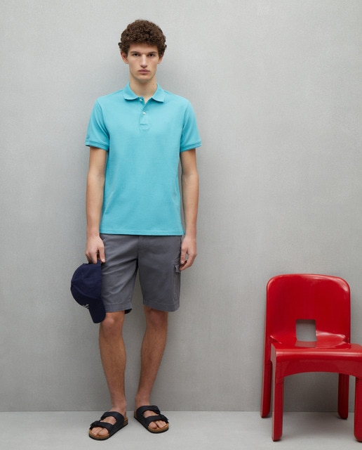 Imagen 0 de Bermuda multibolsillos de hombre algodón stretch