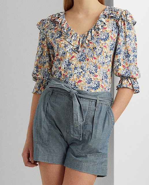 Imagen 0 de Camiseta de mujer de punto con volantes y flores