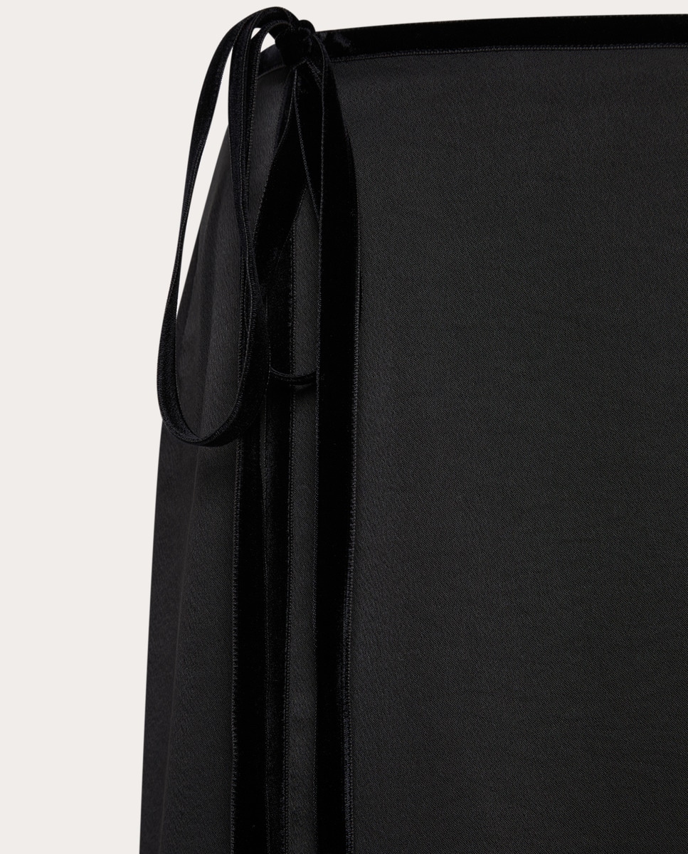 Falda midi Negro-3