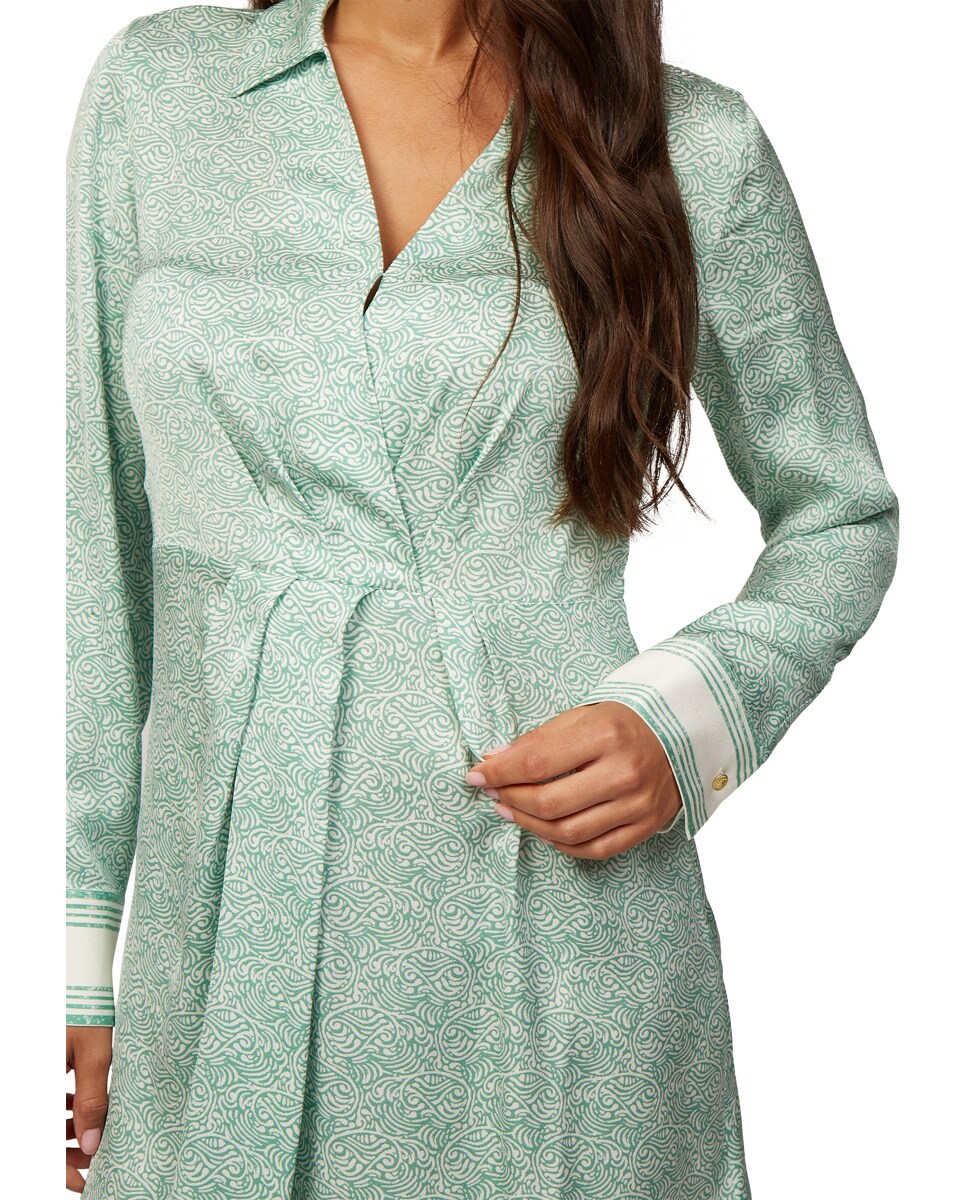 Vestido Curto Acetinado com Manga Comprida Verde-claro-3